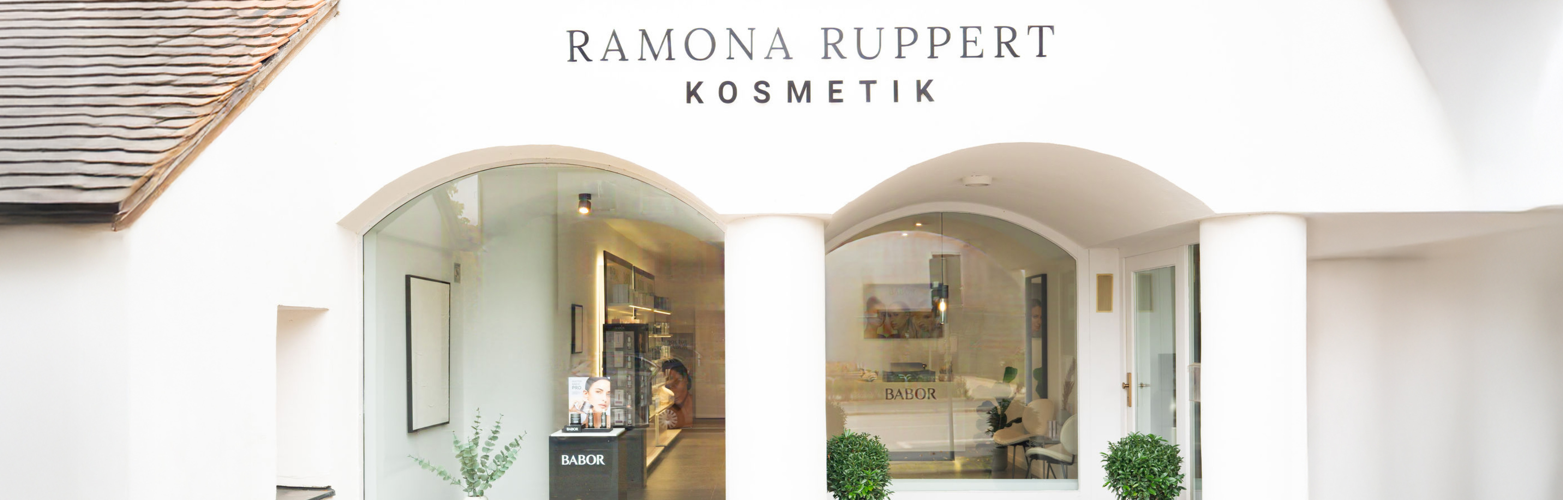 Slider Institut außen